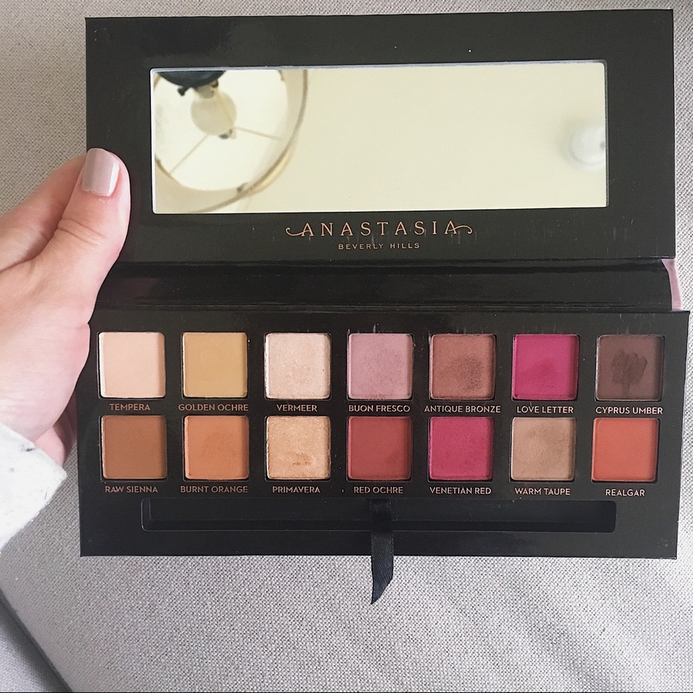 🚫SOLD🚫ABH Modern Renaissance Palette